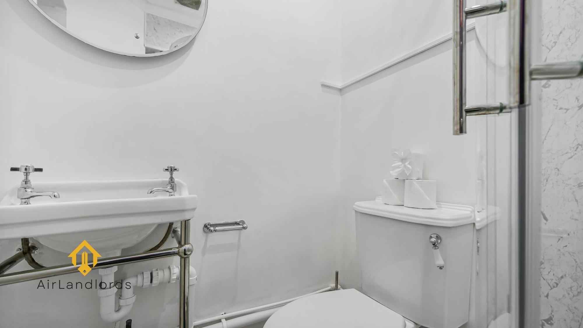 Exceptional 4 Bedroom House Paddington Station! Лондон Екстер'єр фото